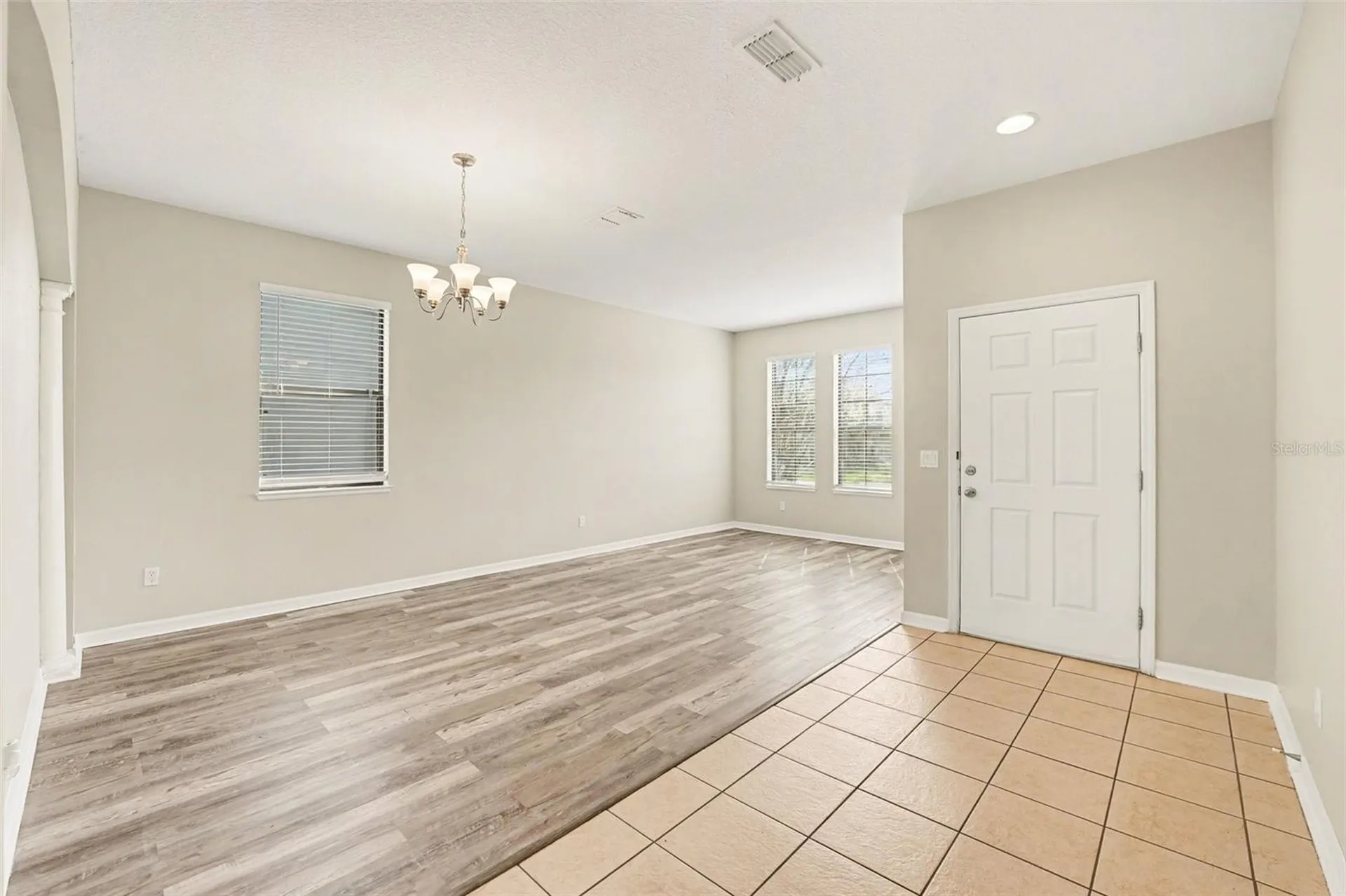 2727 Eagle Cliff Drive Kissimmee FL 34746