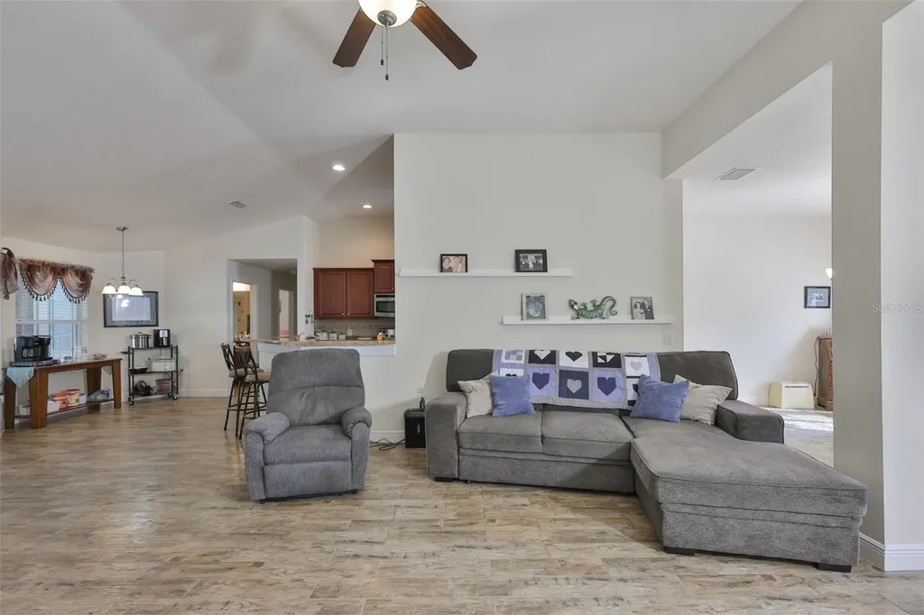 14261 English Sparrow Road Brooksville FL 34614