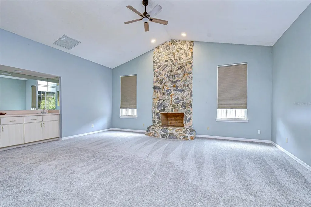 3006 Drakes Landing Court Valrico FL 33596