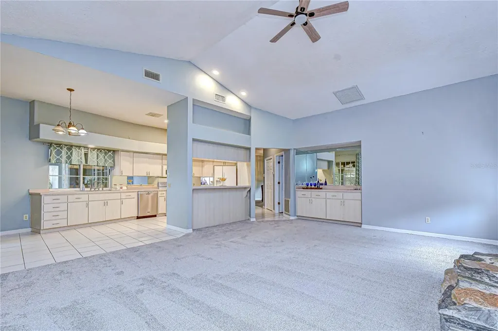 3006 Drakes Landing Court Valrico FL 33596