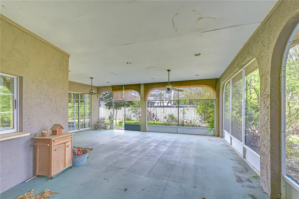 3006 Drakes Landing Court Valrico FL 33596