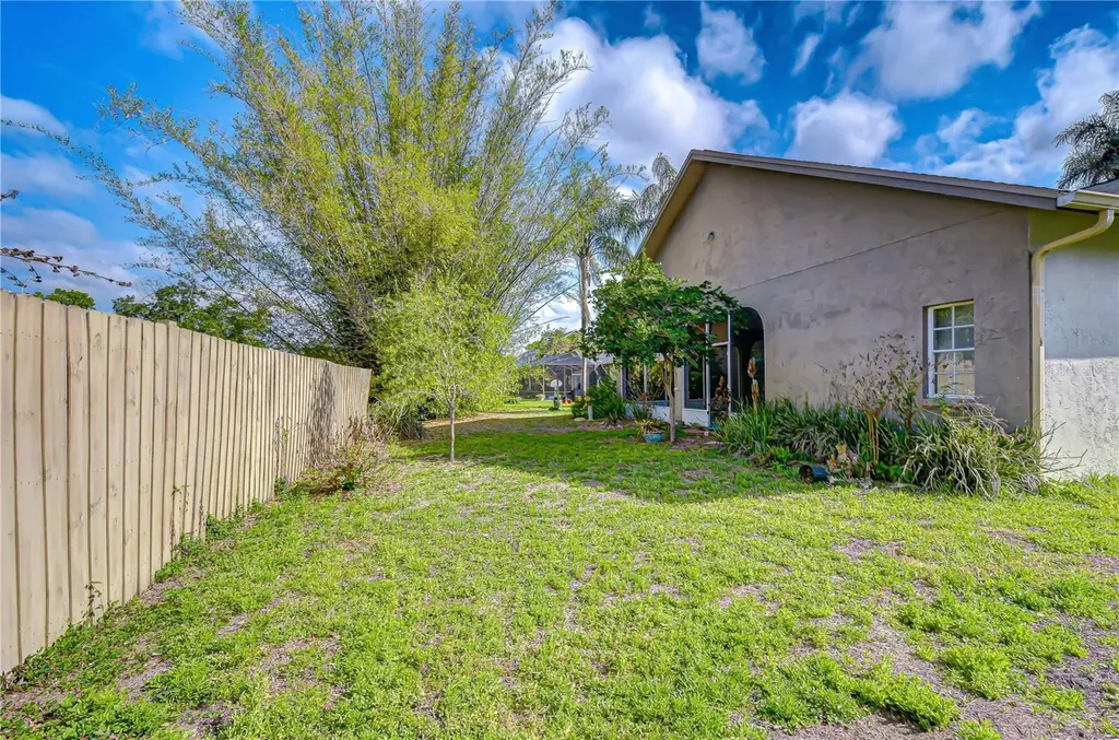 3006 Drakes Landing Court Valrico FL 33596