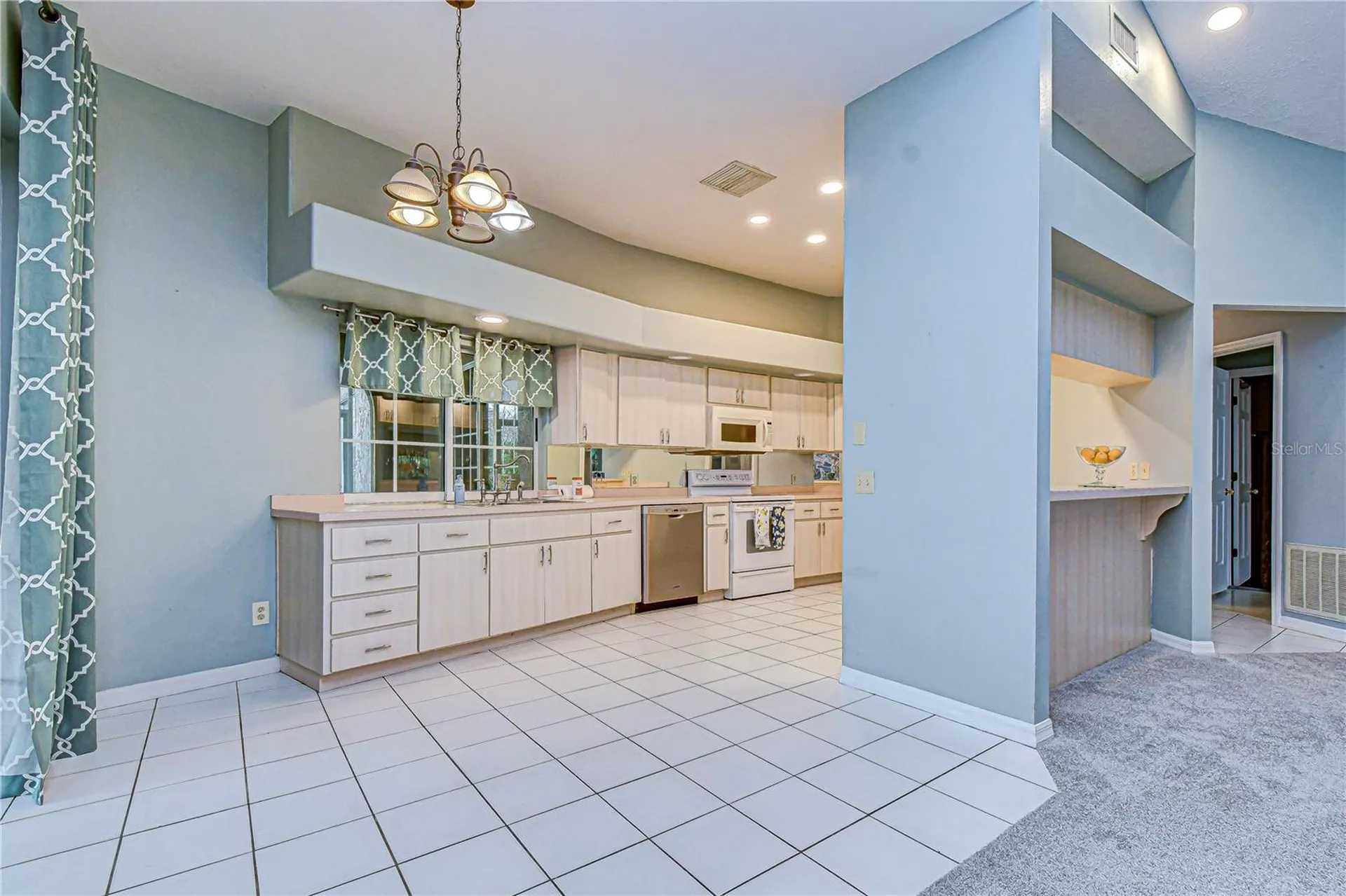 3006 Drakes Landing Court Valrico FL 33596