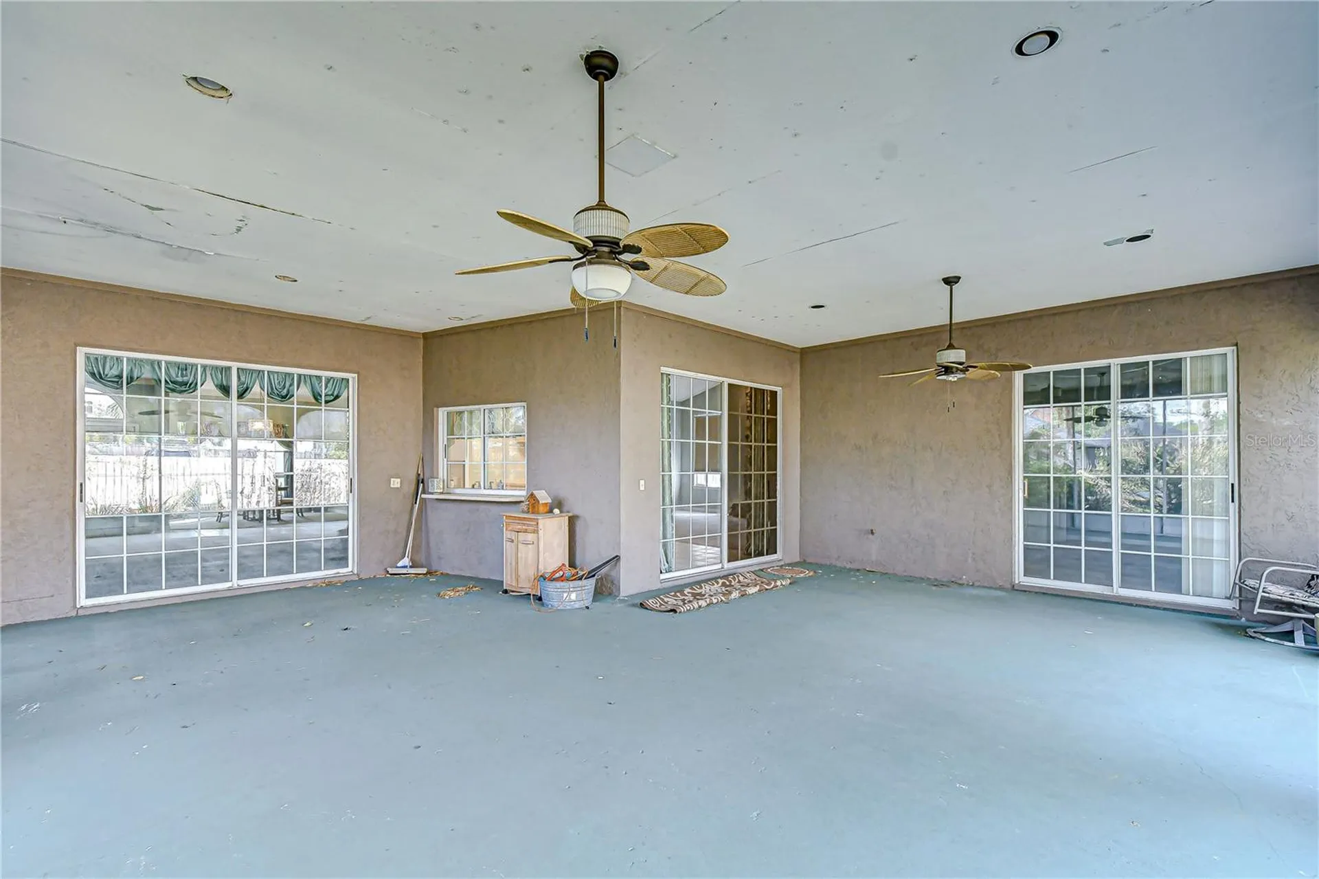 3006 Drakes Landing Court Valrico FL 33596