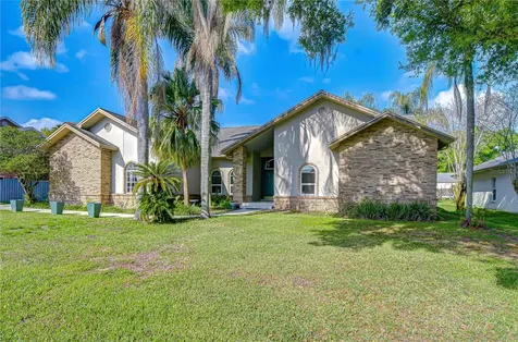 3006 Drakes Landing Court Valrico FL 33596
