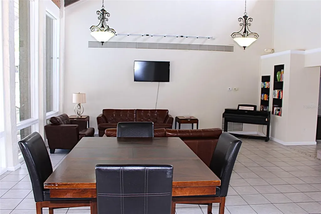 5083 Eaglesmere Drive Orlando FL 32819