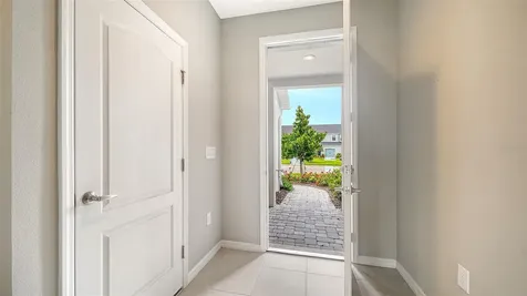 2365 Washington Palm Court Bradenton FL 34212