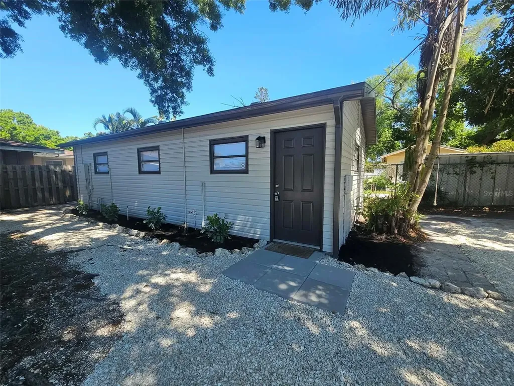 2403 21st Avenue W Bradenton FL 34205