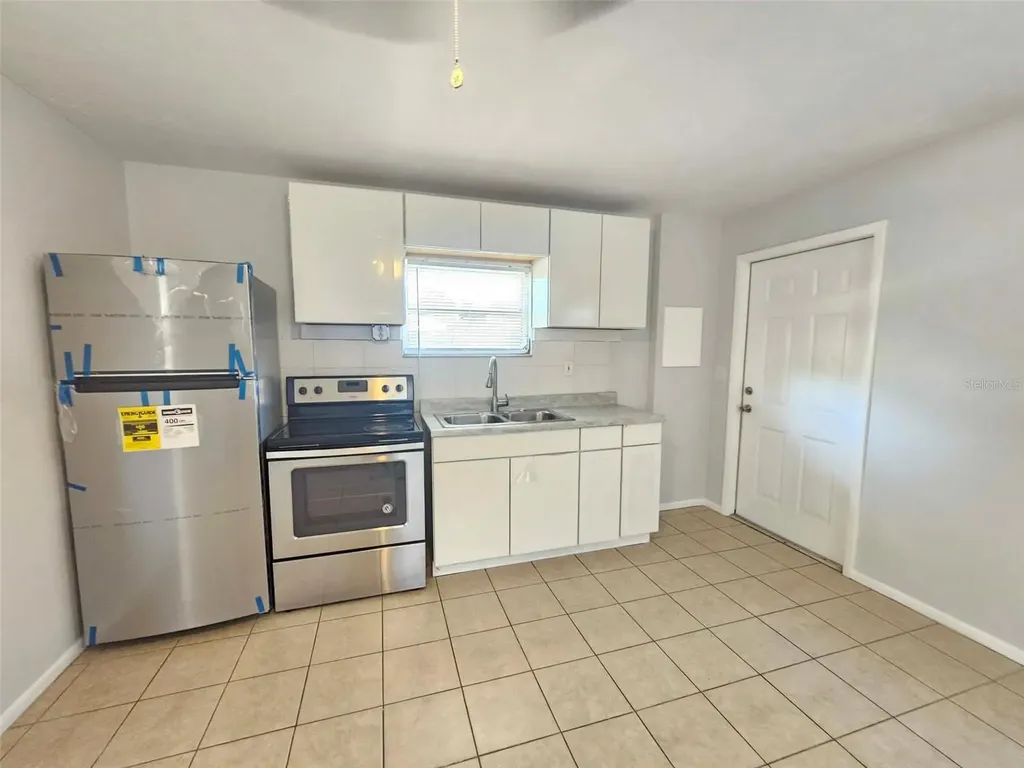 2403 21st Avenue W Bradenton FL 34205