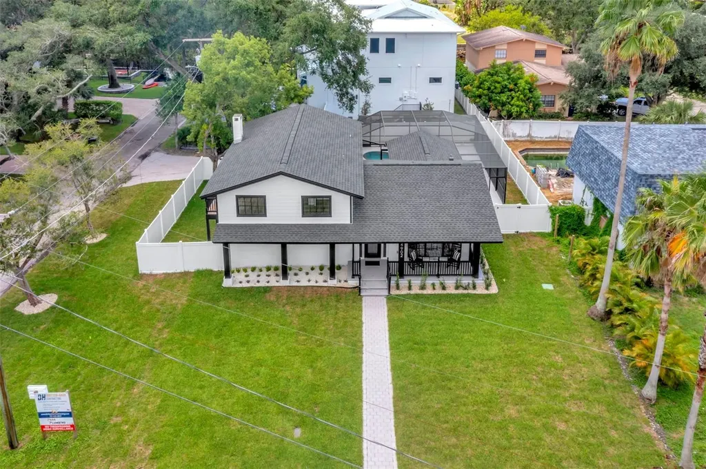 4902 W San Rafael Street Tampa FL 33629
