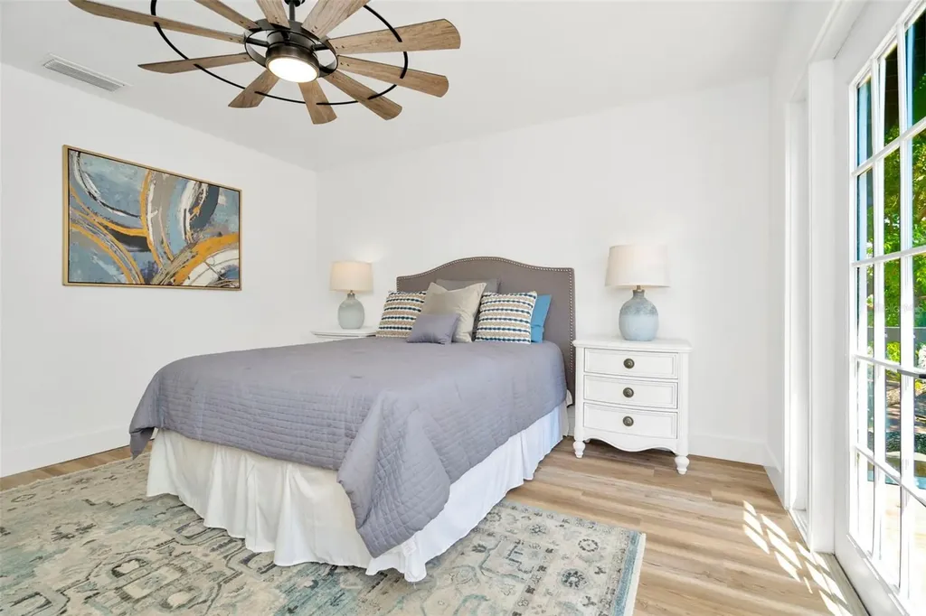4902 W San Rafael Street Tampa FL 33629