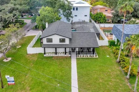 4902 W San Rafael Street Tampa FL 33629