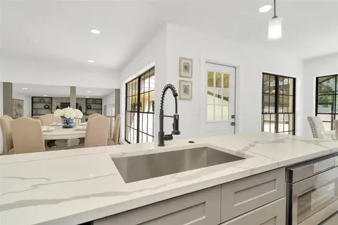 4902 W San Rafael Street Tampa FL 33629