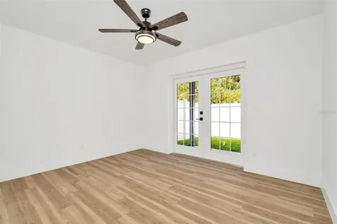 4902 W San Rafael Street Tampa FL 33629
