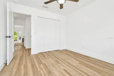 4902 W San Rafael Street Tampa FL 33629