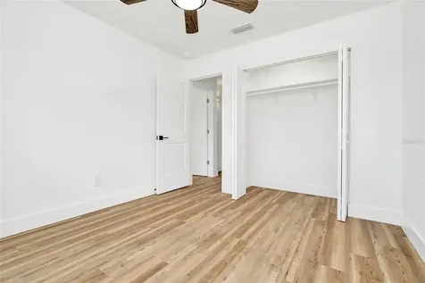 4902 W San Rafael Street Tampa FL 33629