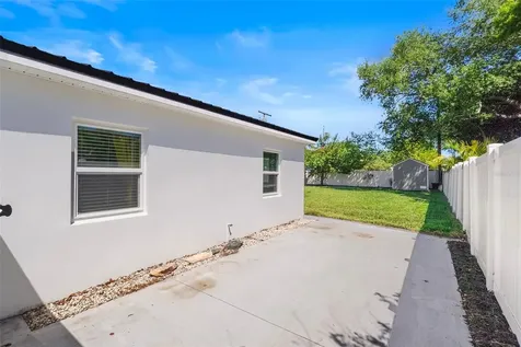 4006 S Church Avenue Tampa FL 33611