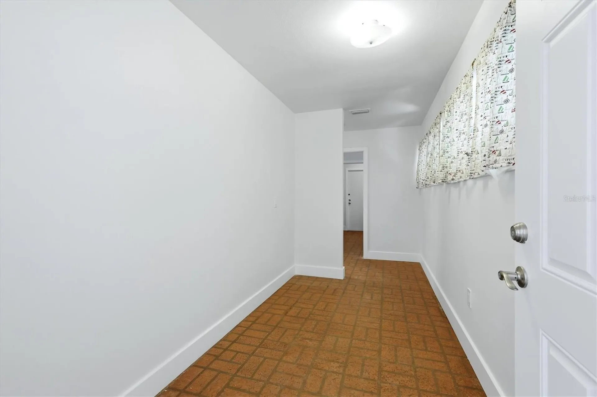 616 Lyons Lane Longboat Key FL 34228