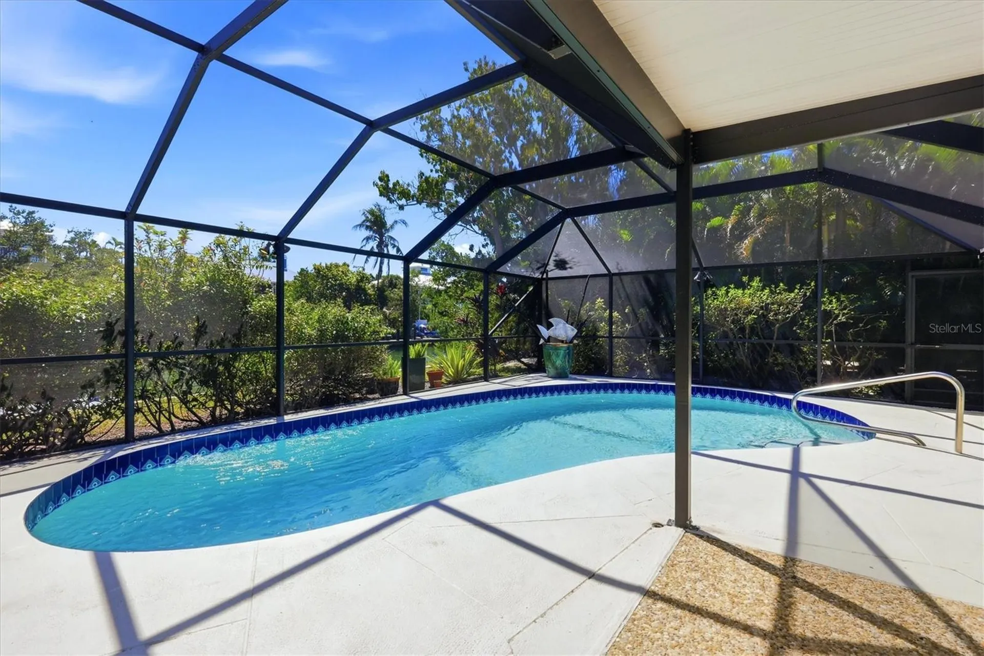 616 Lyons Lane Longboat Key FL 34228