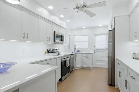 616 Lyons Lane Longboat Key FL 34228