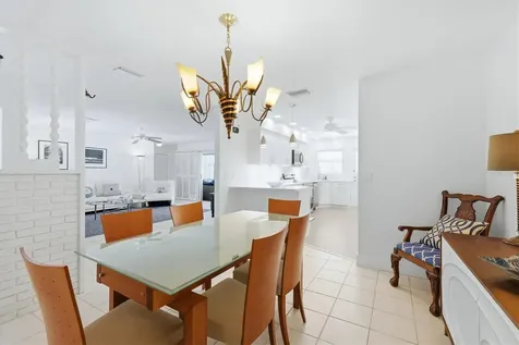 616 Lyons Lane Longboat Key FL 34228