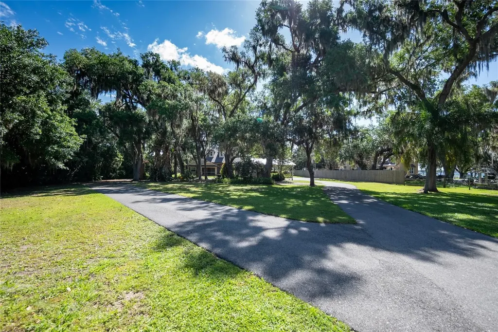 3313 Westshore Drive St Cloud FL 34772