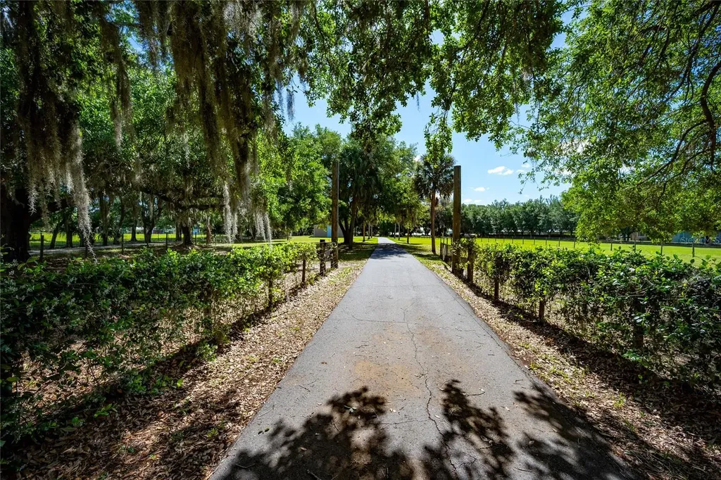 3313 Westshore Drive St Cloud FL 34772