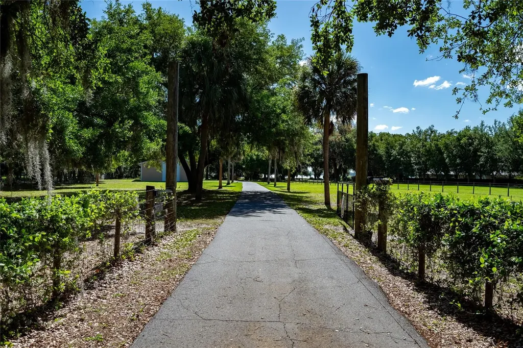 3313 Westshore Drive St Cloud FL 34772