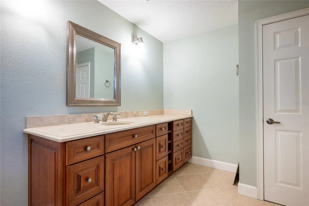 3313 Westshore Drive St Cloud FL 34772