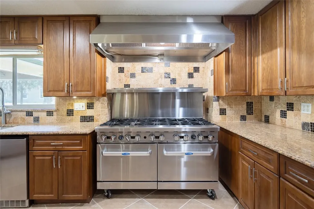 3313 Westshore Drive St Cloud FL 34772