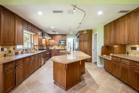 3313 Westshore Drive St Cloud FL 34772