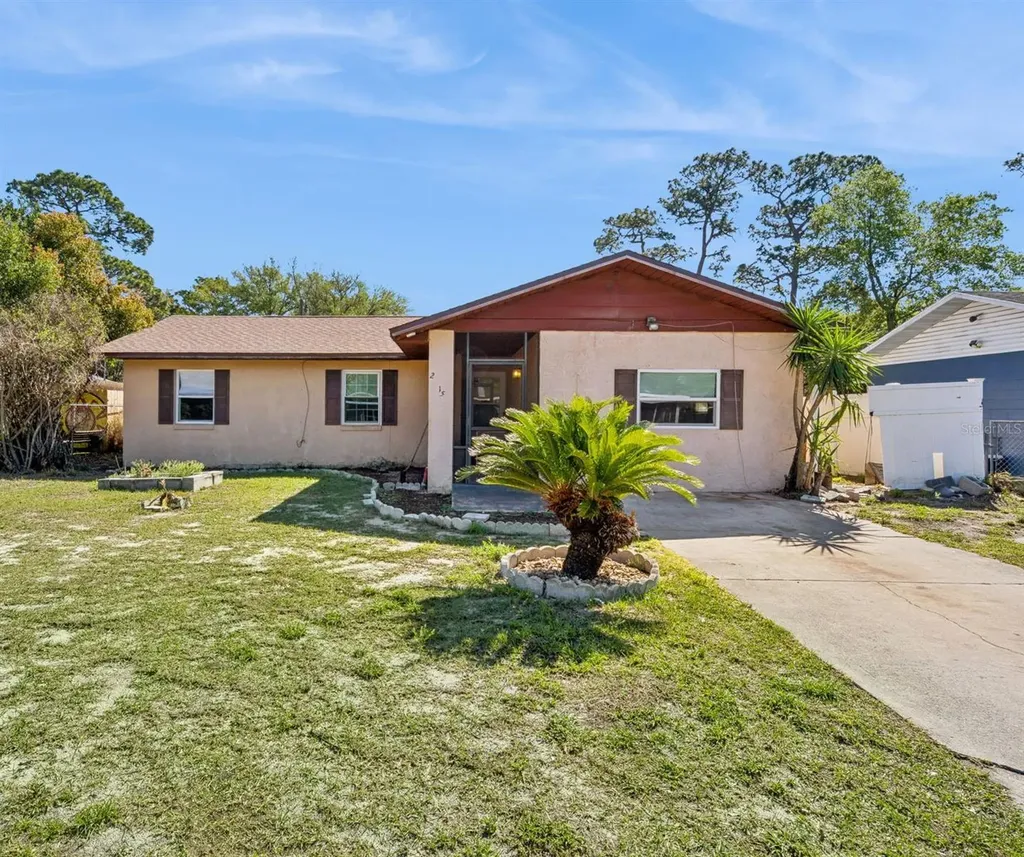 2615 El Portal Avenue Sanford FL 32773