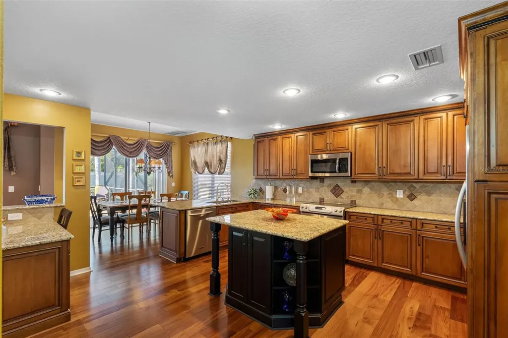 1872 Eagle Trace Boulevard Palm Harbor FL 34685