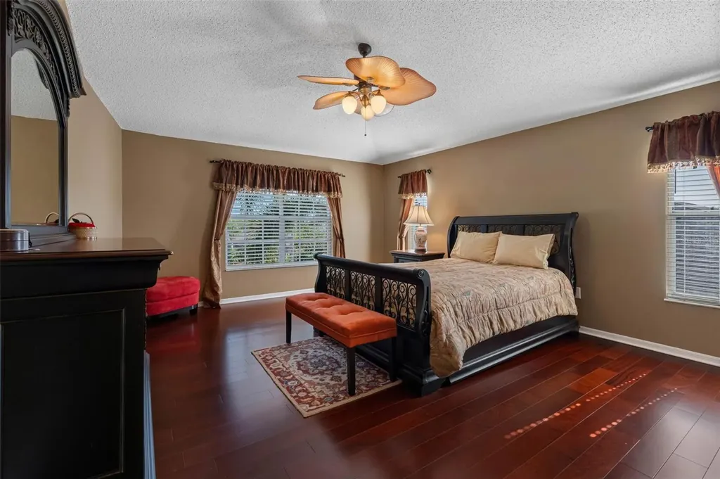1872 Eagle Trace Boulevard Palm Harbor FL 34685