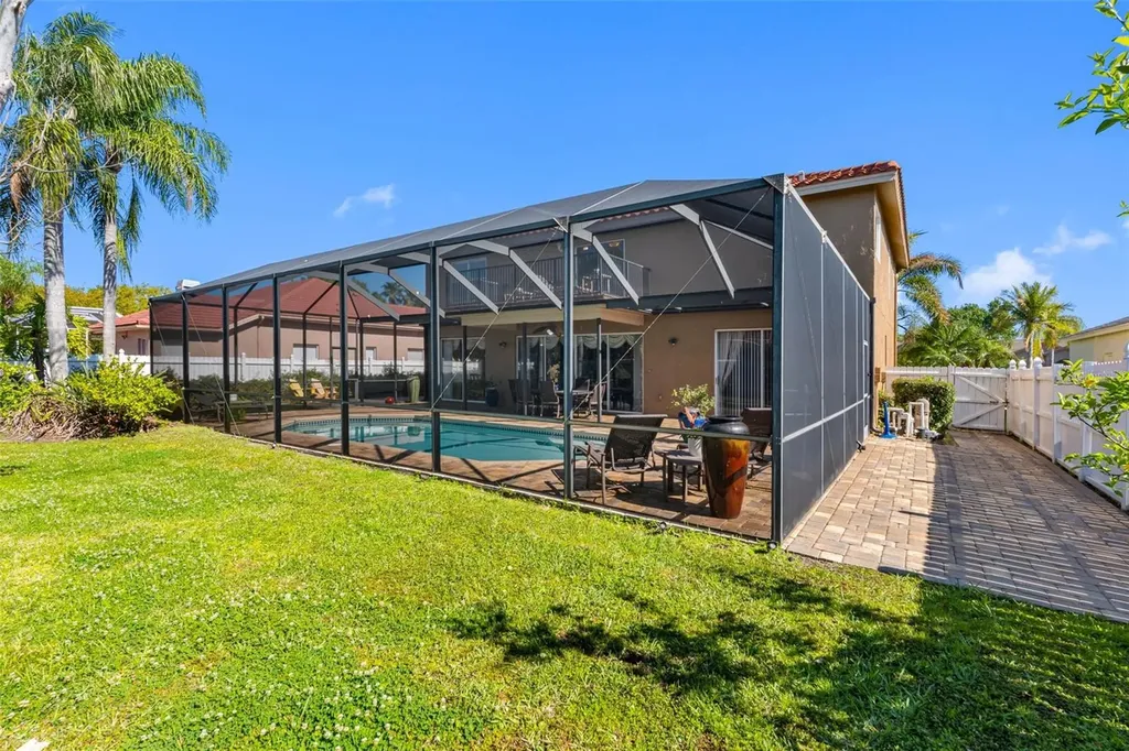 1872 Eagle Trace Boulevard Palm Harbor FL 34685
