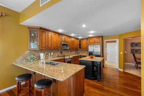 1872 Eagle Trace Boulevard Palm Harbor FL 34685