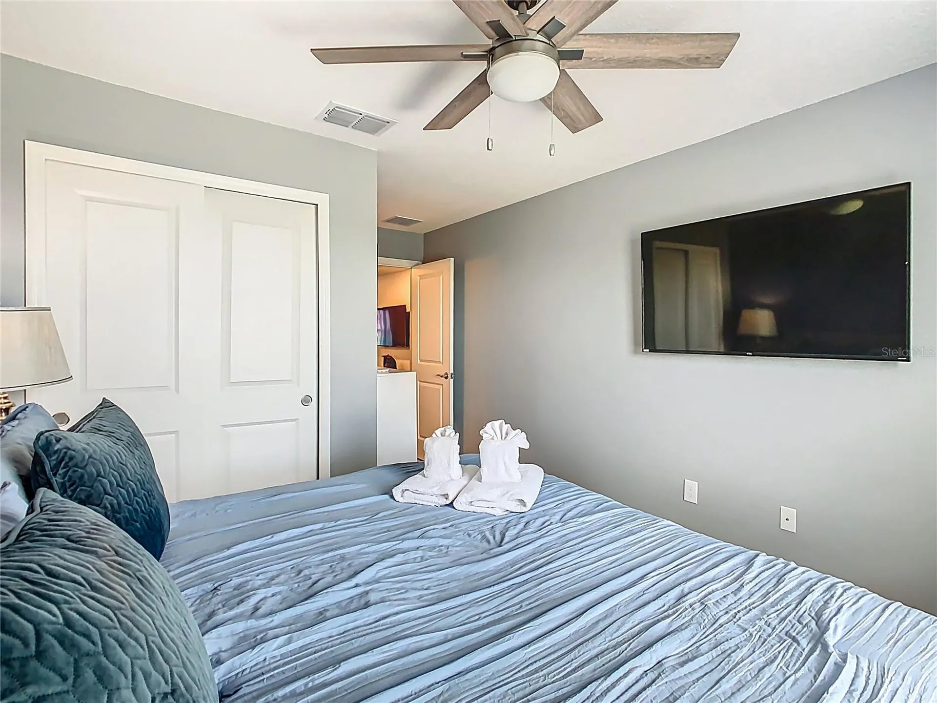 967 Paradise Drive Davenport FL 33897