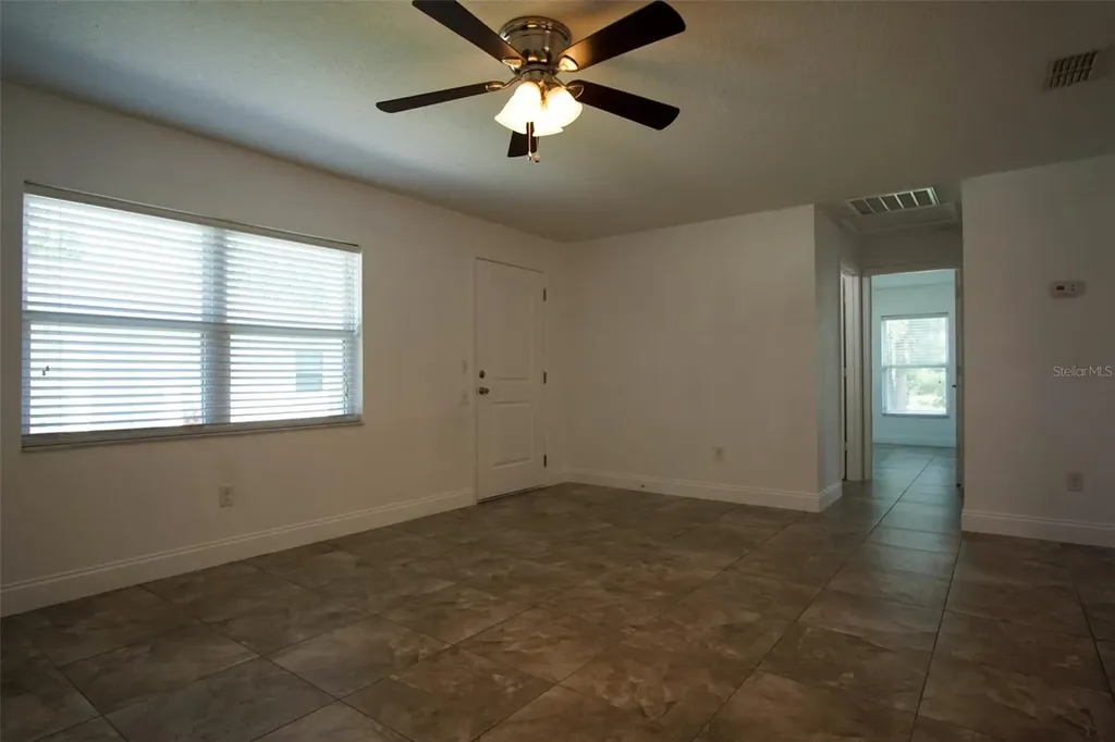 217 W Maple Street Davenport FL 33837
