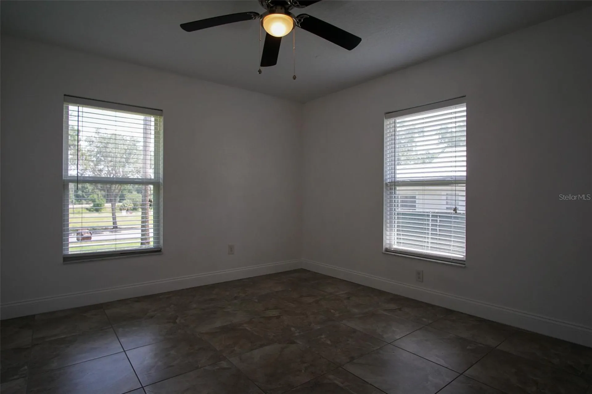 217 W Maple Street Davenport FL 33837