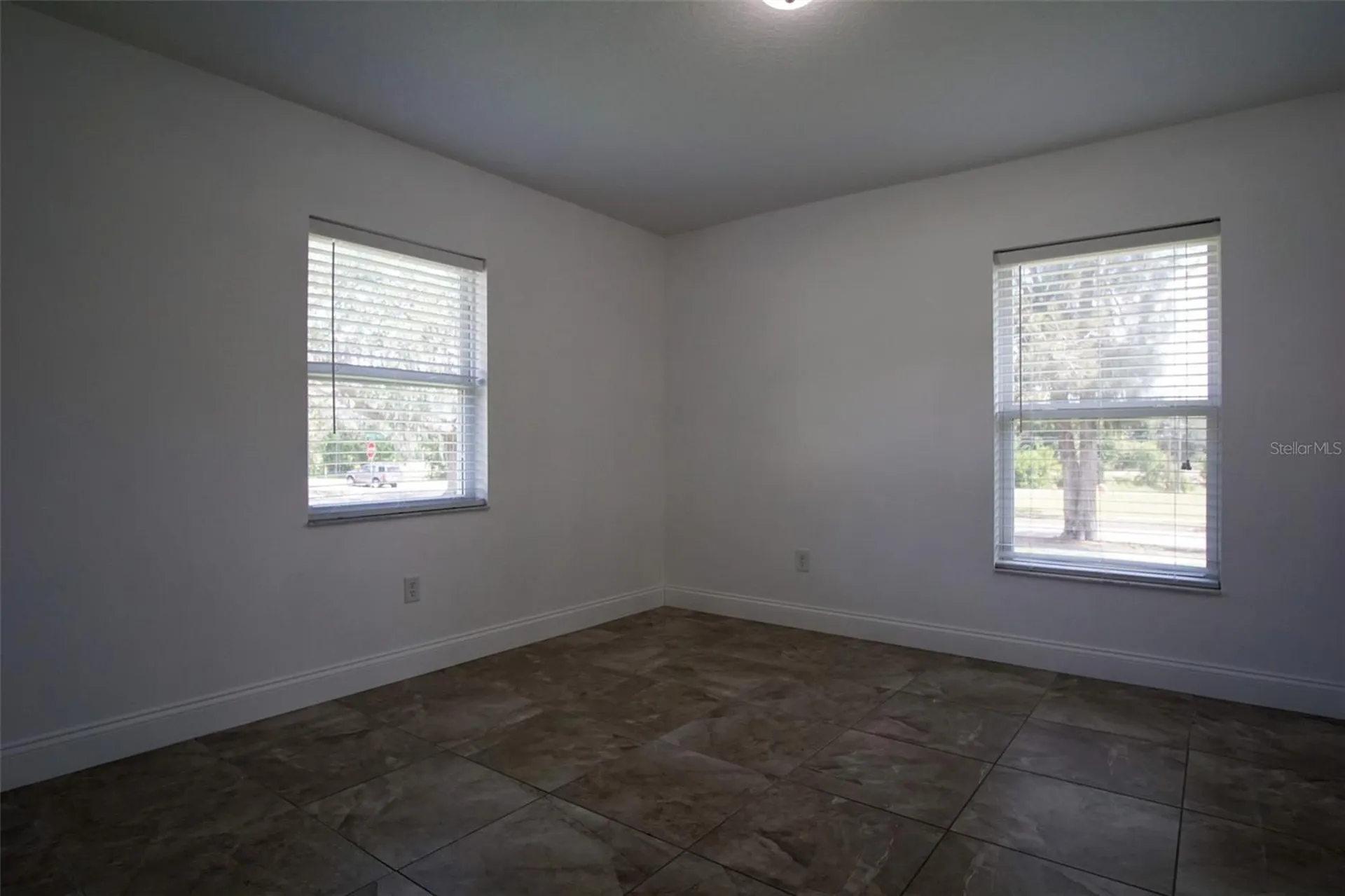 217 W Maple Street Davenport FL 33837