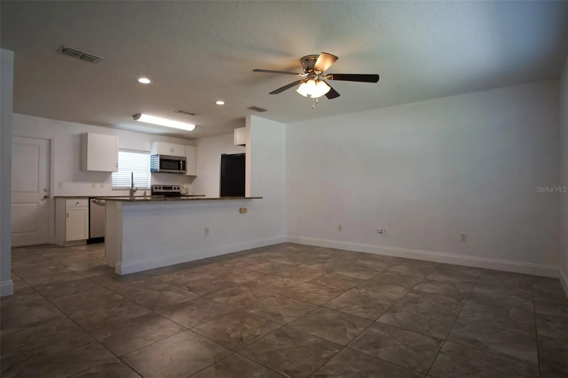 217 W Maple Street Davenport FL 33837