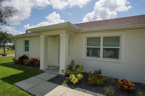 217 W Maple Street Davenport FL 33837
