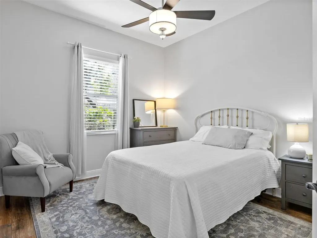 6107 Kingbird Manor Drive Lithia FL 33547