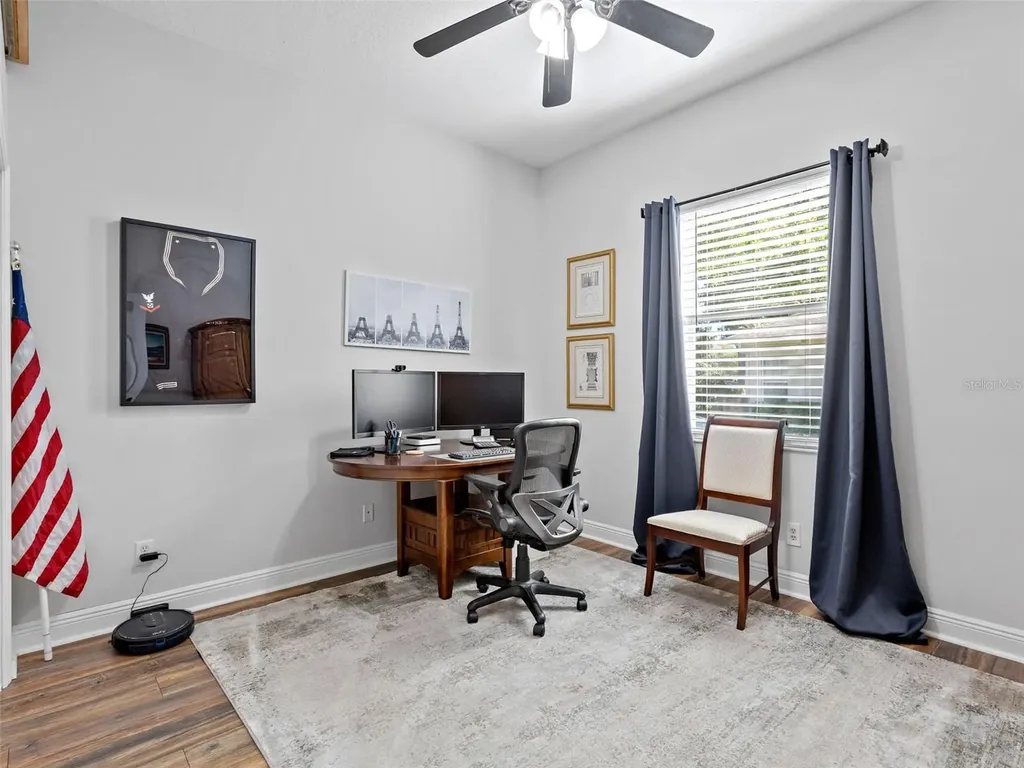 6107 Kingbird Manor Drive Lithia FL 33547