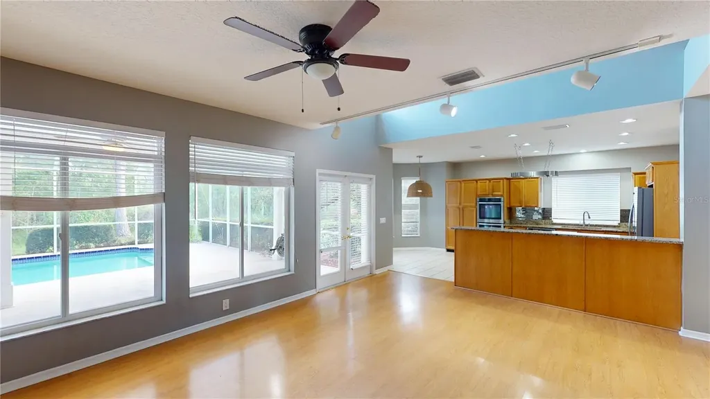 17833 Green Willow Drive Tampa FL 33647