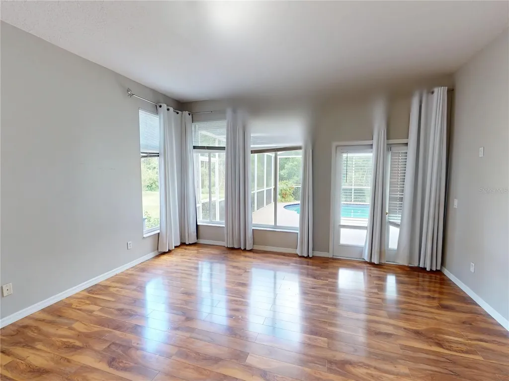 17833 Green Willow Drive Tampa FL 33647