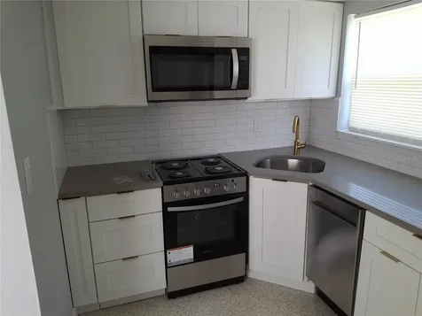 11355 3rd Street E Treasure Island FL 33706