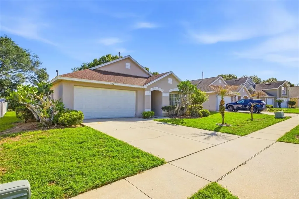 15702 Bay Vista Drive Clermont FL 34714