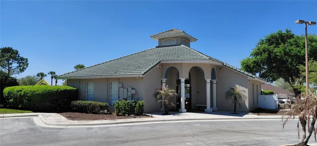 15702 Bay Vista Drive Clermont FL 34714