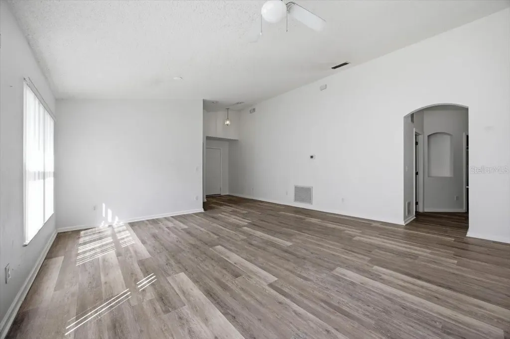 15702 Bay Vista Drive Clermont FL 34714